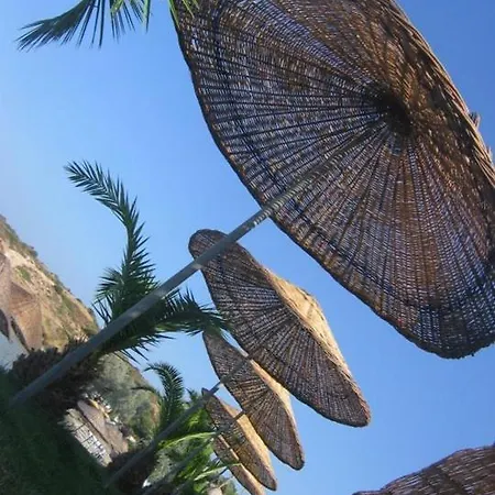 بيت ضيافة Teras 3*