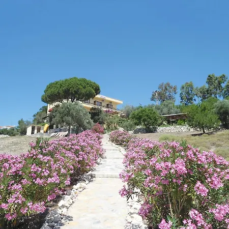 بيت ضيافة Teras 3*