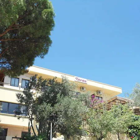 بيت ضيافة Teras 3*