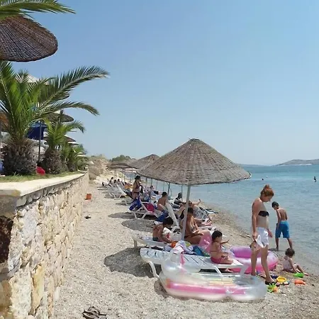 Pensión Teras Foça