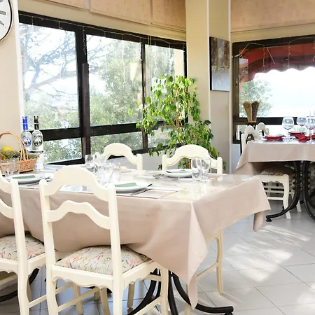 Teras 12 Adults Only 3* Foça