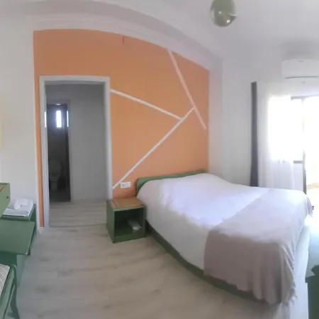 Teras 12 Adults Only Affittacamere Foça