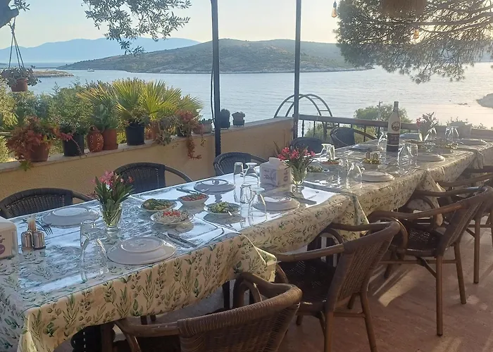 Teras Πανσιόν Foca